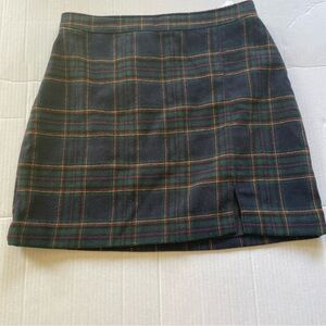 Hollister Green Pleated Plaid  Ultra High Rise Skirt Size M